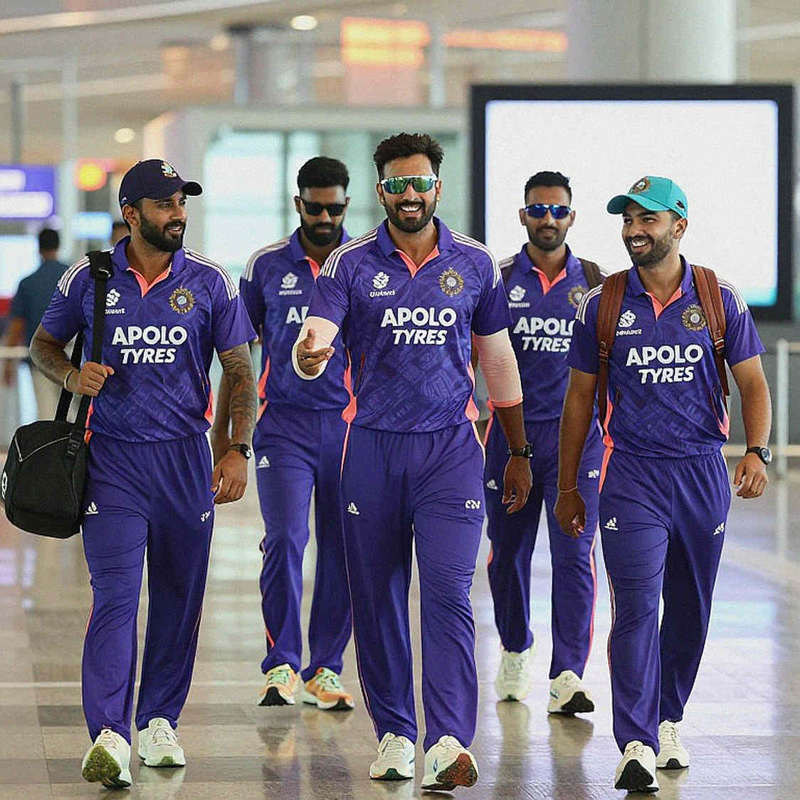 নিলামের পরের নীরবতা: ফ্র্যাঞ্চাইজি ক্রিকেটে দাম আর মূল্যের ফাঁক নিলামের পরের নীরবতা: ফ্র্যাঞ্চাইজি ক্রিকেটে দাম আর মূল্যের ফাঁক