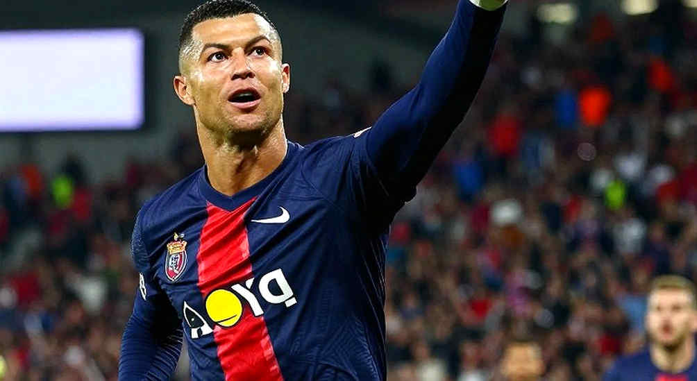 রাফিনহার ডান ঊরু: বার্সেলোনার দুঃস্বপ্ন নয়, নোটবুকের পুরনো হিসাব রাফিনহার ডান ঊরু: বার্সেলোনার দুঃস্বপ্ন নয়, নোটবুকের পুরনো হিসাব