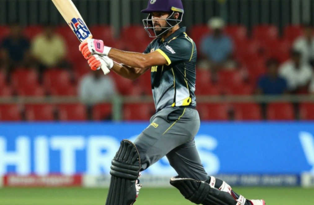 Harmanpreet's Quiet Exit: Smriti Mandhana Takes Charge of India Women's Cricket Harmanpreet's Quiet Exit: Smriti Mandhana Takes Charge of India Women's Cricket